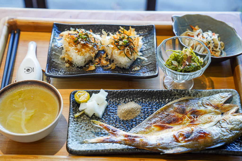 金山美食『享魚路｜私房渔村創意料理』金山磺港漁村新開幕海鮮定食、超好吃午魚一夜干將 @梅格(Angelababy)享樂日記