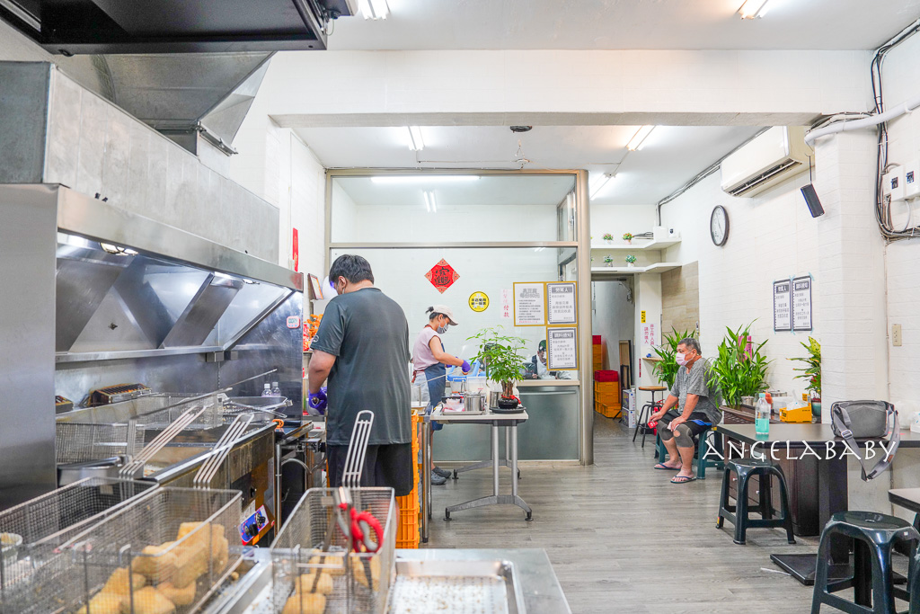 萬隆站美食『師大分部臭豆腐』外酥內多汁的超好吃臭豆腐推薦、500盤推薦 @梅格(Angelababy)享樂日記