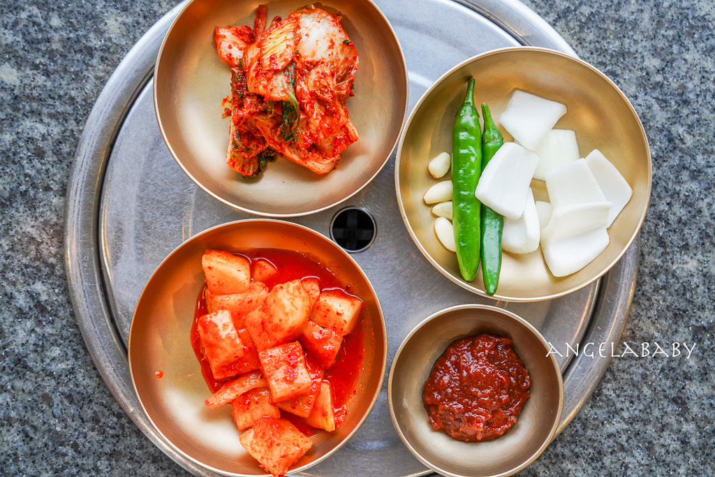 釜山最好吃的豬肉湯飯『정짓간 신평본점 』Jeongjitgan2025米其林推薦 @梅格(Angelababy)享樂日記