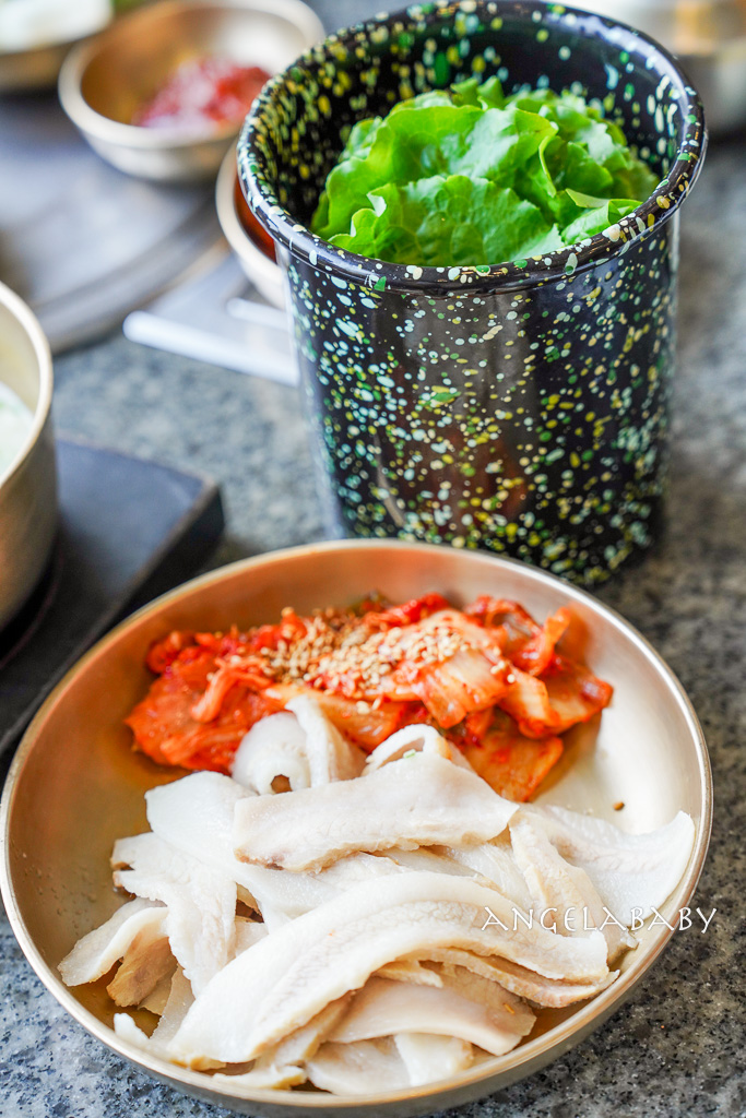 釜山最好吃的豬肉湯飯『정짓간 신평본점 』Jeongjitgan2025米其林推薦 @梅格(Angelababy)享樂日記