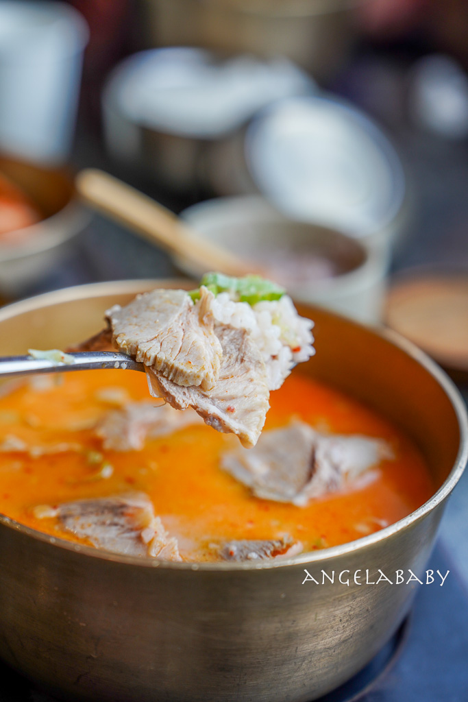 釜山最好吃的豬肉湯飯『정짓간 신평본점 』Jeongjitgan2025米其林推薦 @梅格(Angelababy)享樂日記