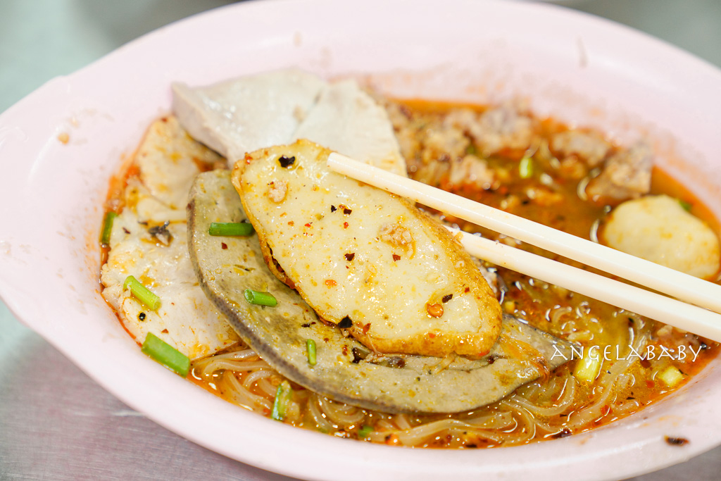 泰國曼谷米其林小吃推薦『榮泰米粉湯』Rung Rueang Pork Noodles รุ่งเรืองก๋วยเตี๋ยวหมู以泰式豬碎肉粿條湯聞名 @梅格(Angelababy)享樂日記