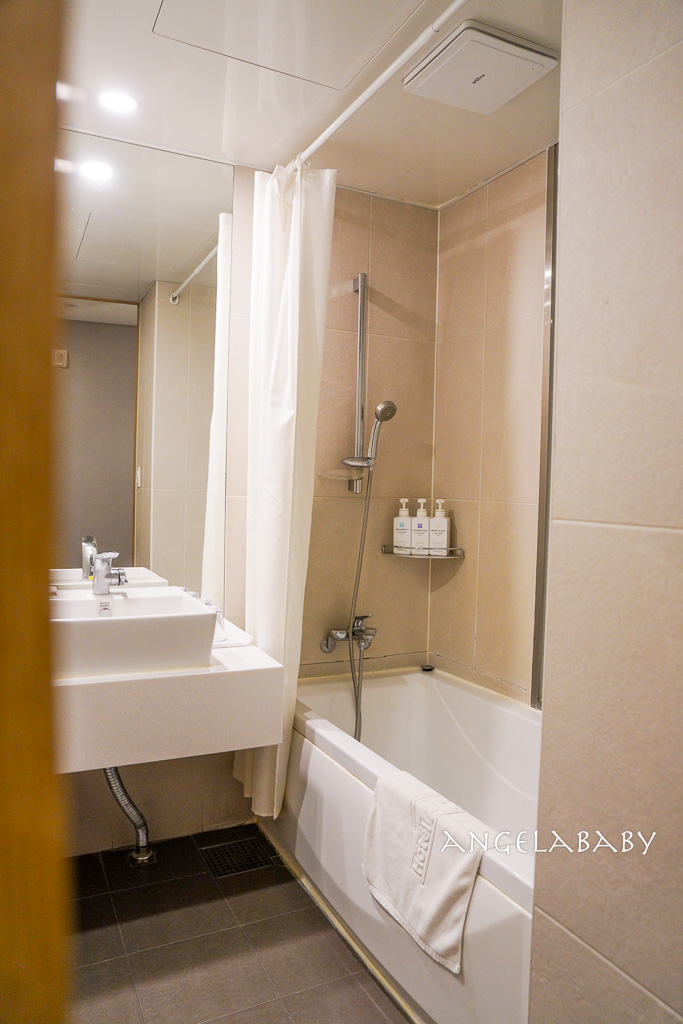 釜山超值住宿推薦『釜山阿德拉飯店 (Hotel Adela Busan)』影島區住宿、走路逛樂天百貨超市 @梅格(Angelababy)享樂日記 釜山超值住宿推薦『釜山阿德拉飯店 (Hotel Adela Busan)』影島區住宿、走路逛樂天百貨超市 @梅格(Angelababy)享樂日記