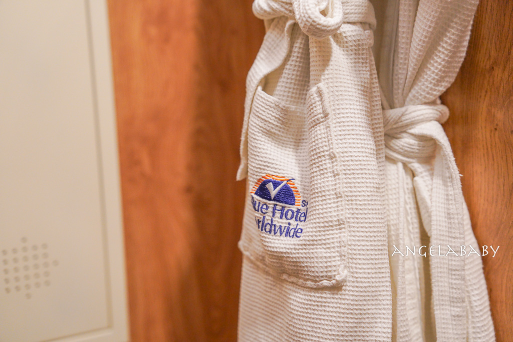 釜山超值住宿推薦『釜山阿德拉飯店 (Hotel Adela Busan)』影島區住宿、走路逛樂天百貨超市 @梅格(Angelababy)享樂日記 釜山超值住宿推薦『釜山阿德拉飯店 (Hotel Adela Busan)』影島區住宿、走路逛樂天百貨超市 @梅格(Angelababy)享樂日記