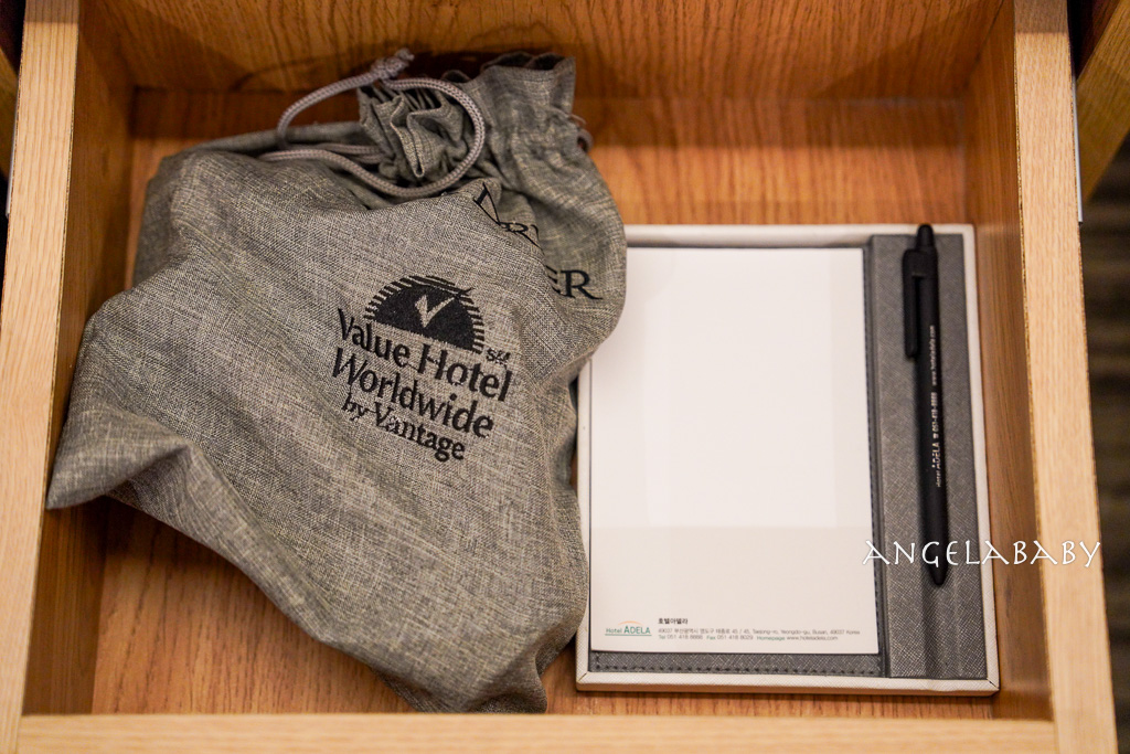 釜山超值住宿推薦『釜山阿德拉飯店 (Hotel Adela Busan)』影島區住宿、走路逛樂天百貨超市 @梅格(Angelababy)享樂日記 釜山超值住宿推薦『釜山阿德拉飯店 (Hotel Adela Busan)』影島區住宿、走路逛樂天百貨超市 @梅格(Angelababy)享樂日記
