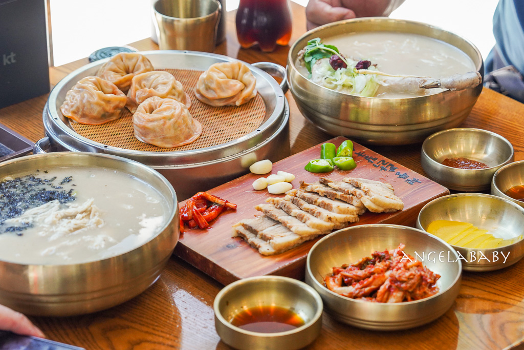 釜山西面美食『玄風雞絲刀切麵 현풍닭칼국수 서면점』巨無霸蔘雞湯麵 @梅格(Angelababy)享樂日記