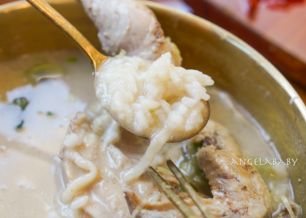 釜山西面美食『玄風雞絲刀切麵 현풍닭칼국수 서면점』巨無霸蔘雞湯麵 @梅格(Angelababy)享樂日記