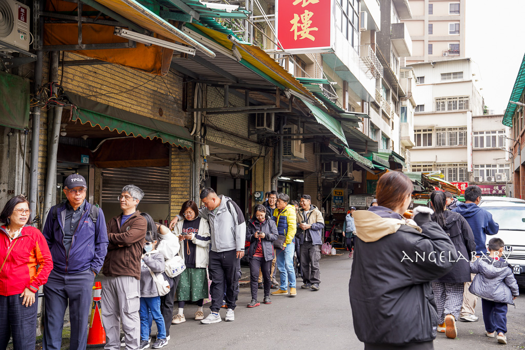 三峽金牛角推薦｜市場內飄香一甲子的『福美軒餅舖』金牛角創始店 @梅格(Angelababy)享樂日記