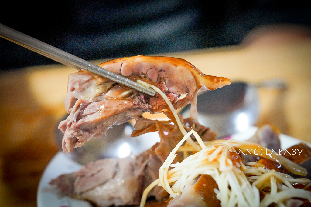 逢甲在地人氣美食『紅燒當歸鴨麵線』菜單、逢甲夜市隱藏版美食推薦 @梅格(Angelababy)享樂日記 逢甲在地人氣美食『紅燒當歸鴨麵線』菜單、逢甲夜市隱藏版美食推薦 @梅格(Angelababy)享樂日記