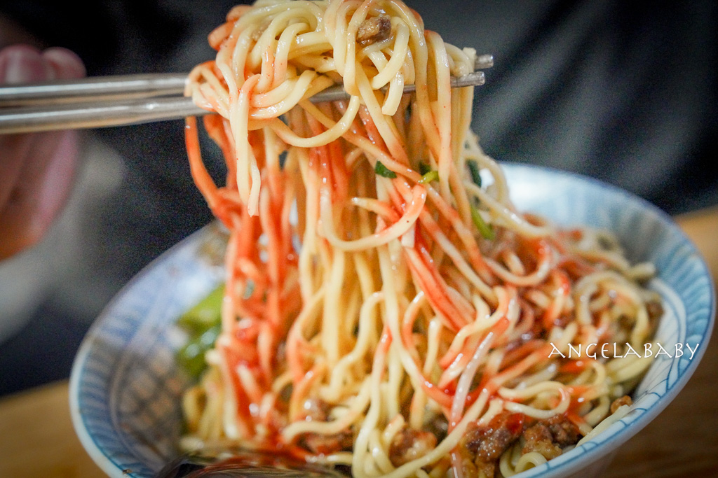逢甲在地人氣美食『紅燒當歸鴨麵線』菜單、逢甲夜市隱藏版美食推薦 @梅格(Angelababy)享樂日記 逢甲在地人氣美食『紅燒當歸鴨麵線』菜單、逢甲夜市隱藏版美食推薦 @梅格(Angelababy)享樂日記
