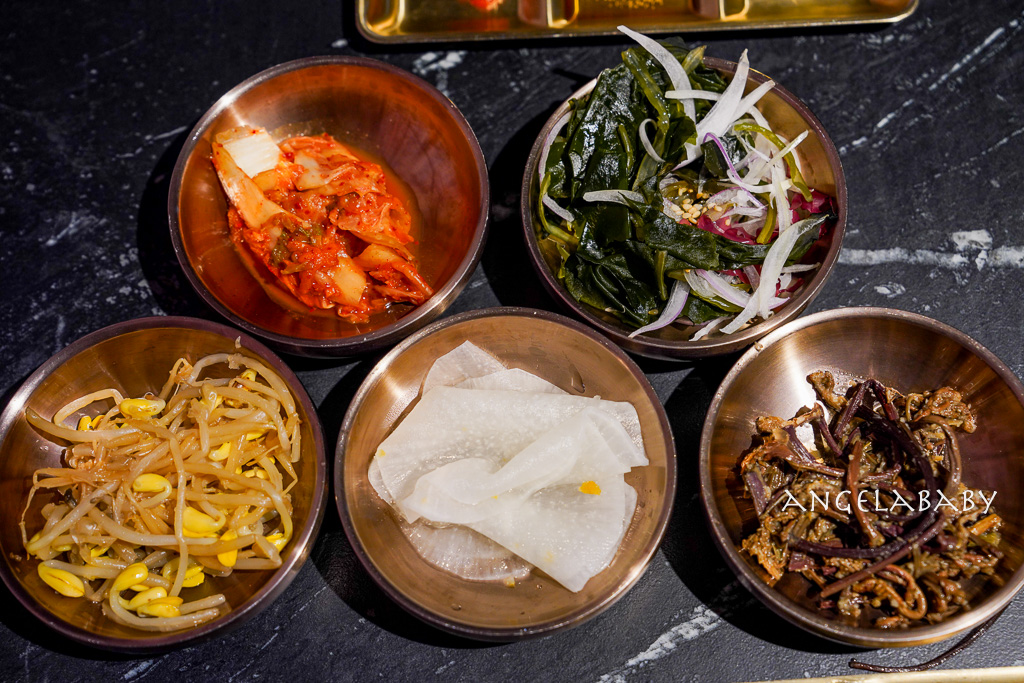 台中新開幕韓式燒肉『BAY Korean BBQ Club』訂位、『單身即地獄』韓星文世勳來台擔任美食總監 @梅格(Angelababy)享樂日記