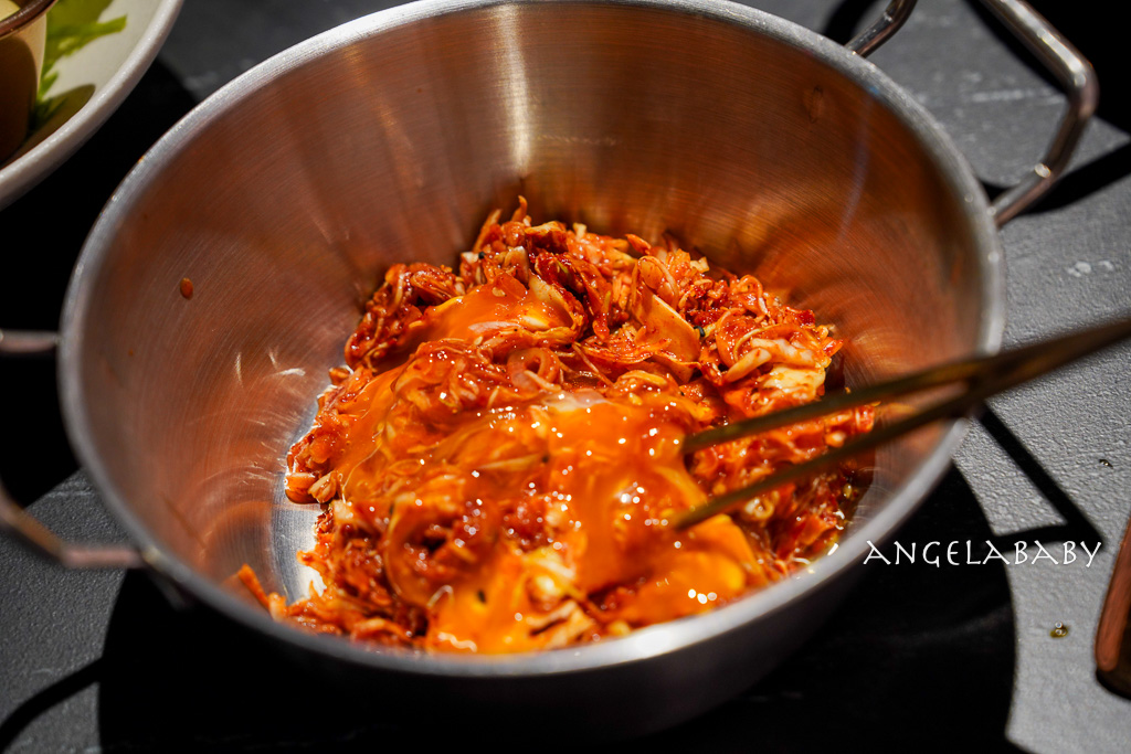 台中新開幕韓式燒肉『BAY Korean BBQ Club』訂位、『單身即地獄』韓星文世勳來台擔任美食總監 @梅格(Angelababy)享樂日記