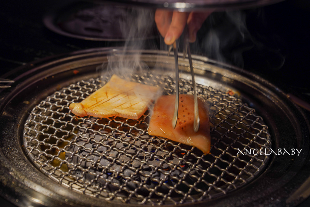台中新開幕韓式燒肉『BAY Korean BBQ Club』訂位、『單身即地獄』韓星文世勳來台擔任美食總監 @梅格(Angelababy)享樂日記