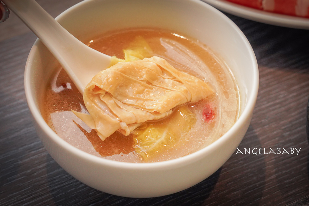 台北頂級花膠雞湯鍋『食令Shabu 大直店』喝湯派一定會愛上的黃金雞湯 @梅格(Angelababy)享樂日記