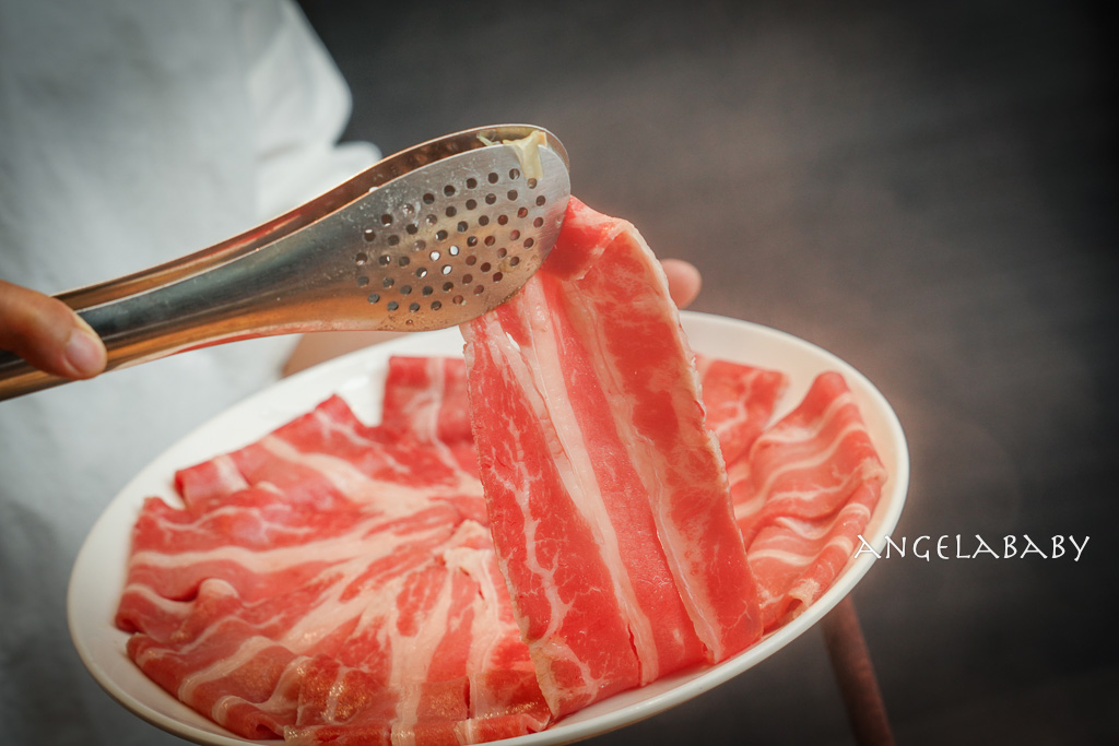 台北頂級花膠雞湯鍋『食令Shabu 大直店』喝湯派一定會愛上的黃金雞湯 @梅格(Angelababy)享樂日記