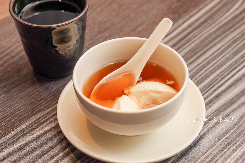 台北頂級花膠雞湯鍋『食令Shabu 大直店』喝湯派一定會愛上的黃金雞湯 @梅格(Angelababy)享樂日記