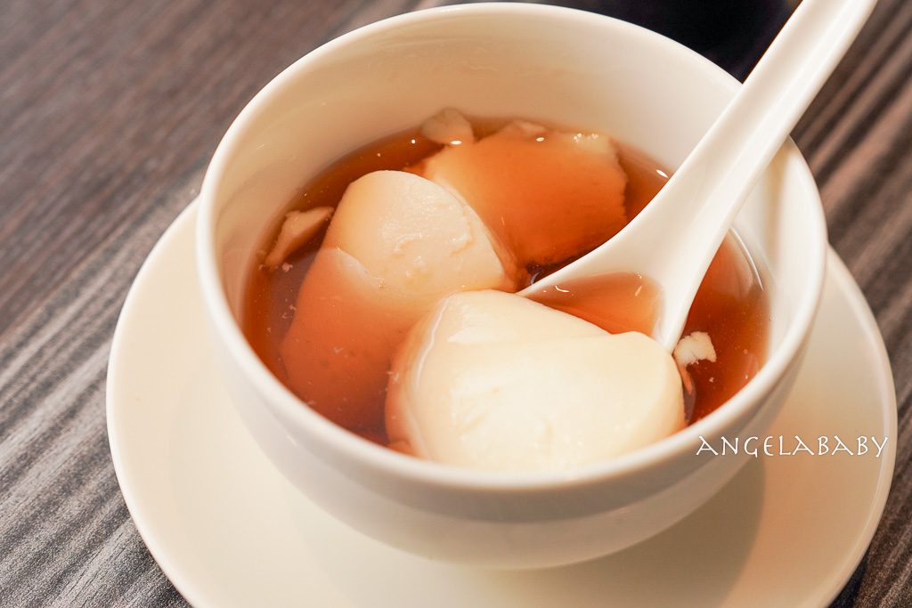 台北頂級花膠雞湯鍋『食令Shabu 大直店』喝湯派一定會愛上的黃金雞湯 @梅格(Angelababy)享樂日記