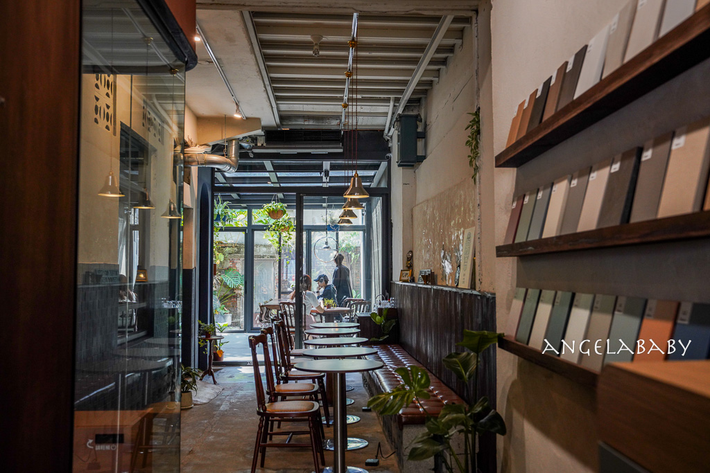 南港新開幕玻璃屋咖啡『PAUSE Coffee Roaster』菜單、線上訂位，好吃巴斯克蛋糕 @梅格(Angelababy)享樂日記