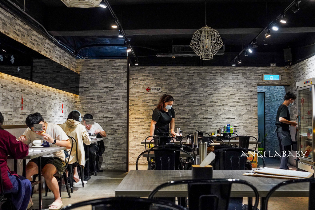 新莊好吃平價牛排推薦『呷牛排』菜單、羅宋湯南瓜湯、飲料免費喝到飽 @梅格(Angelababy)享樂日記
