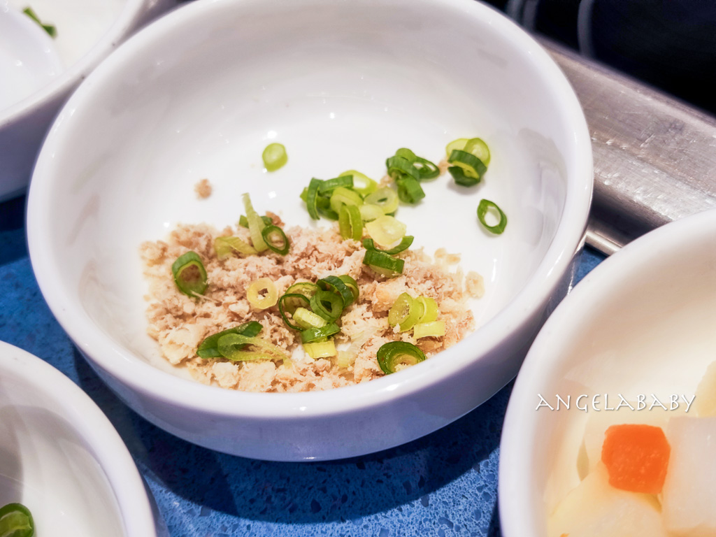 新莊火鍋『海底撈火鍋新莊宏匯店』訂位、新莊副都心站美食、新北麻辣鍋 @梅格(Angelababy)享樂日記 新莊火鍋『海底撈火鍋新莊宏匯店』訂位、新莊副都心站美食、新北麻辣鍋 @梅格(Angelababy)享樂日記