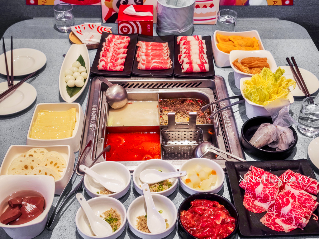 新莊火鍋『海底撈火鍋新莊宏匯店』訂位、新莊副都心站美食、新北麻辣鍋 @梅格(Angelababy)享樂日記 新莊火鍋『海底撈火鍋新莊宏匯店』訂位、新莊副都心站美食、新北麻辣鍋 @梅格(Angelababy)享樂日記