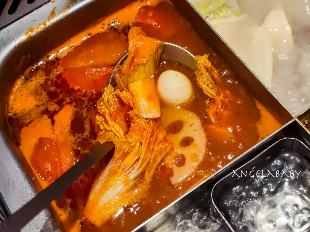新莊火鍋『海底撈火鍋新莊宏匯店』訂位、新莊副都心站美食、新北麻辣鍋 @梅格(Angelababy)享樂日記 新莊火鍋『海底撈火鍋新莊宏匯店』訂位、新莊副都心站美食、新北麻辣鍋 @梅格(Angelababy)享樂日記
