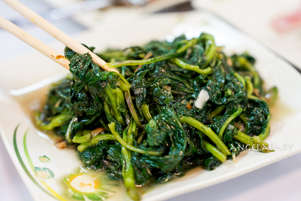 台東美食『海靖甕仔雞』超大金雞母在路口盈門的人氣甕仔雞 @梅格(Angelababy)享樂日記