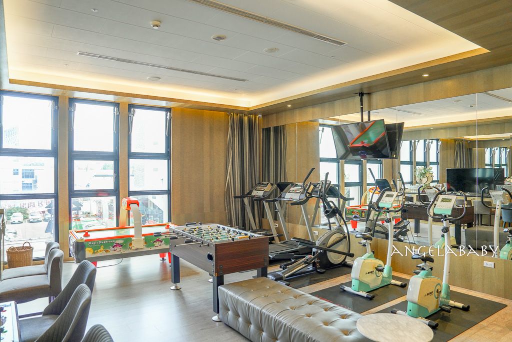 台中市住宿推薦【雲河概念旅館】主題ktv房、泳池房、健身房遊戲間還有免費早餐宵夜 @梅格(Angelababy)享樂日記 台中市住宿推薦【雲河概念旅館】主題ktv房、泳池房、健身房遊戲間還有免費早餐宵夜 @梅格(Angelababy)享樂日記