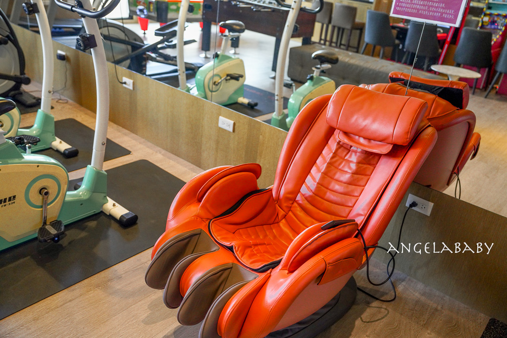 台中市住宿推薦【雲河概念旅館】主題ktv房、泳池房、健身房遊戲間還有免費早餐宵夜 @梅格(Angelababy)享樂日記