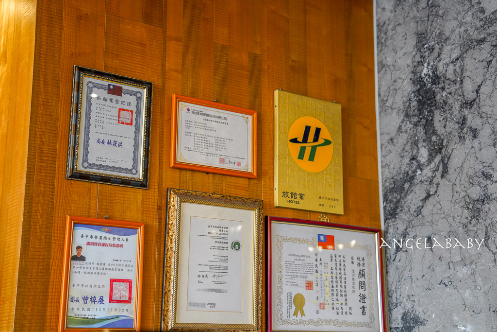 台中市住宿推薦【雲河概念旅館】主題ktv房、泳池房、健身房遊戲間還有免費早餐宵夜 @梅格(Angelababy)享樂日記