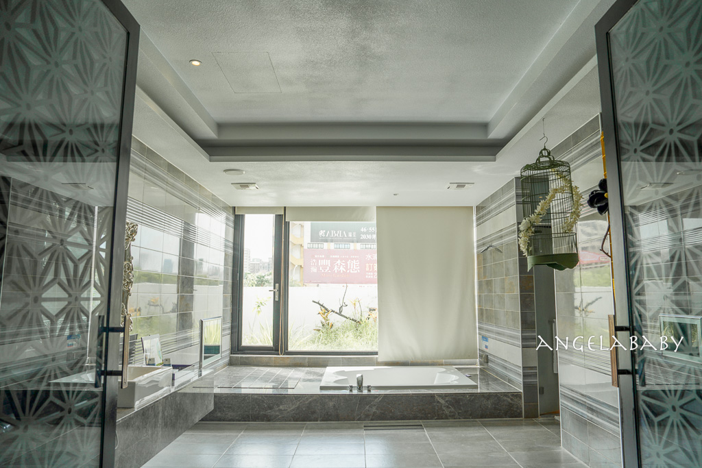 台中市住宿推薦【雲河概念旅館】主題ktv房、泳池房、健身房遊戲間還有免費早餐宵夜 @梅格(Angelababy)享樂日記 台中市住宿推薦【雲河概念旅館】主題ktv房、泳池房、健身房遊戲間還有免費早餐宵夜 @梅格(Angelababy)享樂日記