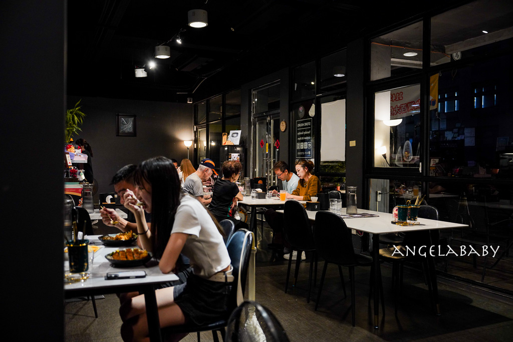 苗栗質感義式餐廳|黑色系料理『烏色咖啡』好吃黑色雞翅、黑色咖啡 @梅格(Angelababy)享樂日記 苗栗質感義式餐廳|黑色系料理『烏色咖啡』好吃黑色雞翅、黑色咖啡 @梅格(Angelababy)享樂日記