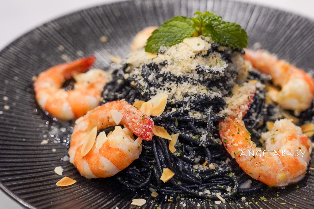 苗栗質感義式餐廳|黑色系料理『烏色咖啡』好吃黑色雞翅、黑色咖啡 @梅格(Angelababy)享樂日記 苗栗質感義式餐廳|黑色系料理『烏色咖啡』好吃黑色雞翅、黑色咖啡 @梅格(Angelababy)享樂日記