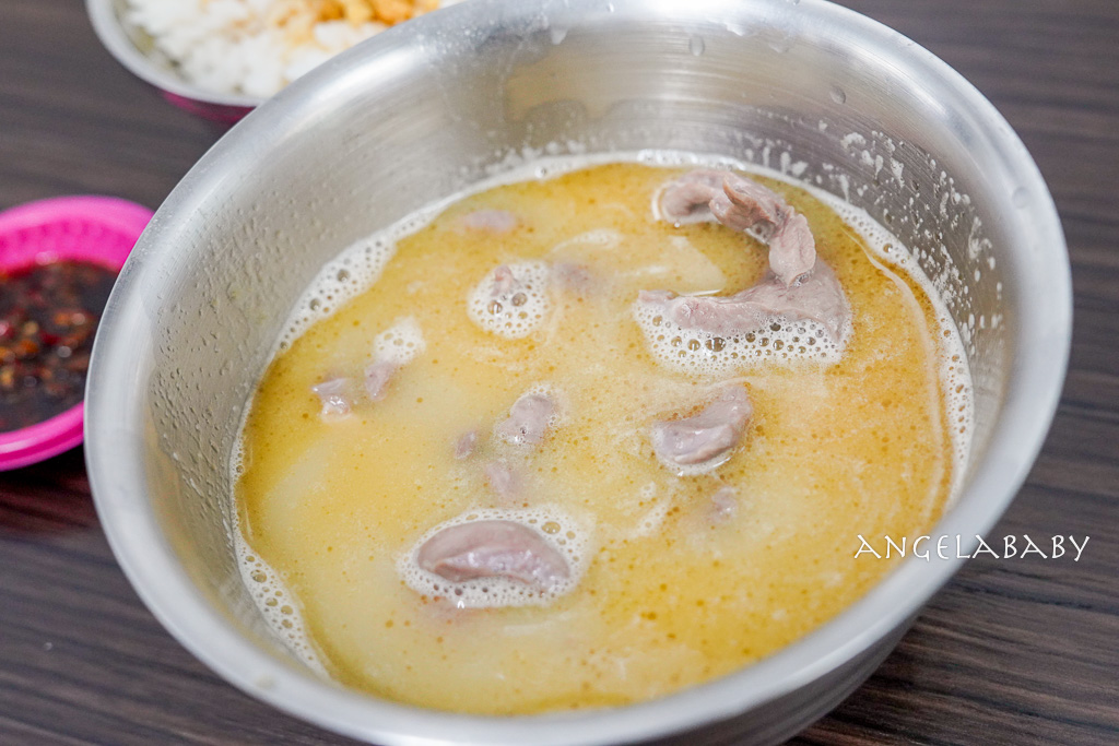 南機場夜市美食『阿男麻油雞』必比登推薦、阿男麻油雞菜單 @梅格(Angelababy)享樂日記