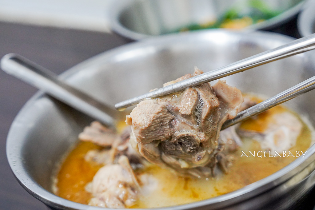 南機場夜市美食『阿男麻油雞』必比登推薦、阿男麻油雞菜單 @梅格(Angelababy)享樂日記 南機場夜市美食『阿男麻油雞』必比登推薦、阿男麻油雞菜單 @梅格(Angelababy)享樂日記