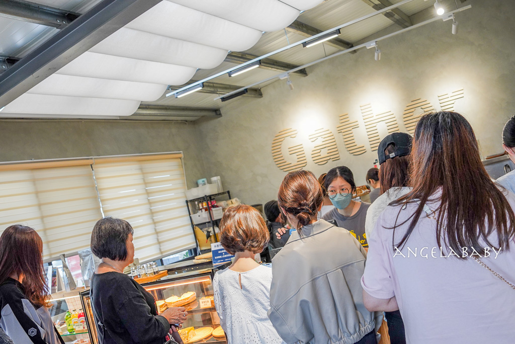 宜蘭爆紅水果千層蛋糕『食聚咖啡GATHER Cafe』菜單、食聚咖啡新址、寵物友善咖啡 @梅格(Angelababy)享樂日記 宜蘭爆紅水果千層蛋糕『食聚咖啡GATHER Cafe』菜單、食聚咖啡新址、寵物友善咖啡 @梅格(Angelababy)享樂日記