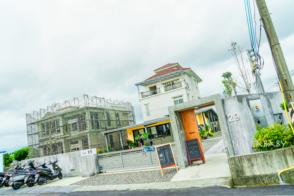 宜蘭爆紅水果千層蛋糕『食聚咖啡GATHER Cafe』菜單、食聚咖啡新址、寵物友善咖啡 @梅格(Angelababy)享樂日記 宜蘭爆紅水果千層蛋糕『食聚咖啡GATHER Cafe』菜單、食聚咖啡新址、寵物友善咖啡 @梅格(Angelababy)享樂日記