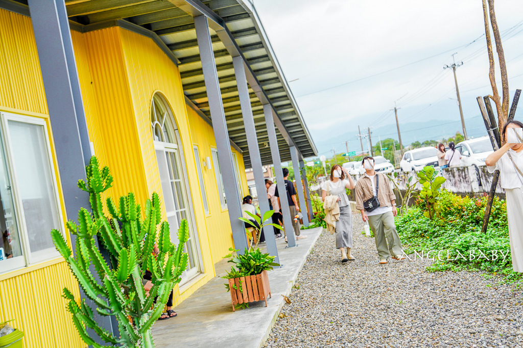 宜蘭爆紅水果千層蛋糕『食聚咖啡GATHER Cafe』菜單、食聚咖啡新址、寵物友善咖啡 @梅格(Angelababy)享樂日記 宜蘭爆紅水果千層蛋糕『食聚咖啡GATHER Cafe』菜單、食聚咖啡新址、寵物友善咖啡 @梅格(Angelababy)享樂日記