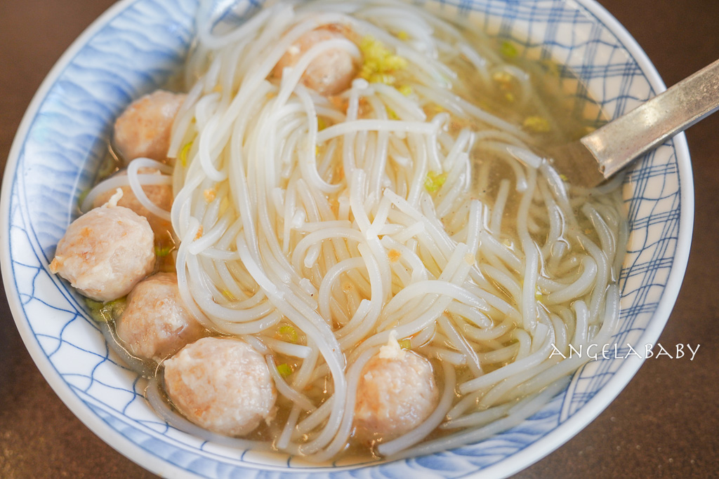 宜蘭隱藏版美食『阿添魚丸米粉』百年魚丸米粉湯 @梅格(Angelababy)享樂日記 宜蘭隱藏版美食『阿添魚丸米粉』百年魚丸米粉湯 @梅格(Angelababy)享樂日記