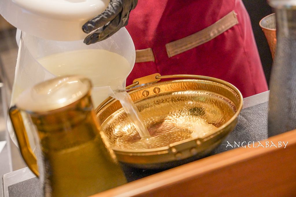 新莊副都心站美食｜宏匯廣場必吃『牛喜壽喜燒水炊鍋』cp質超高和牛壽喜燒、飲料白飯免費吃到飽 @梅格(Angelababy)享樂日記