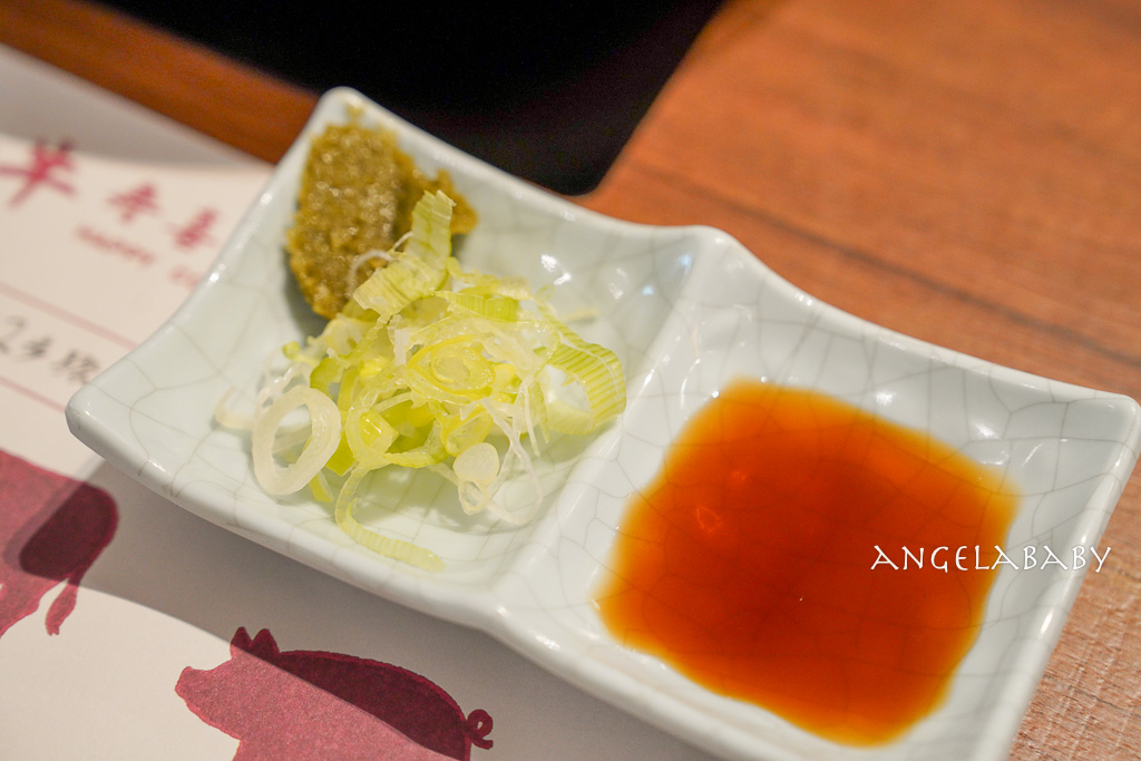 新莊副都心站美食｜宏匯廣場必吃『牛喜壽喜燒水炊鍋』cp質超高和牛壽喜燒、飲料白飯免費吃到飽 @梅格(Angelababy)享樂日記