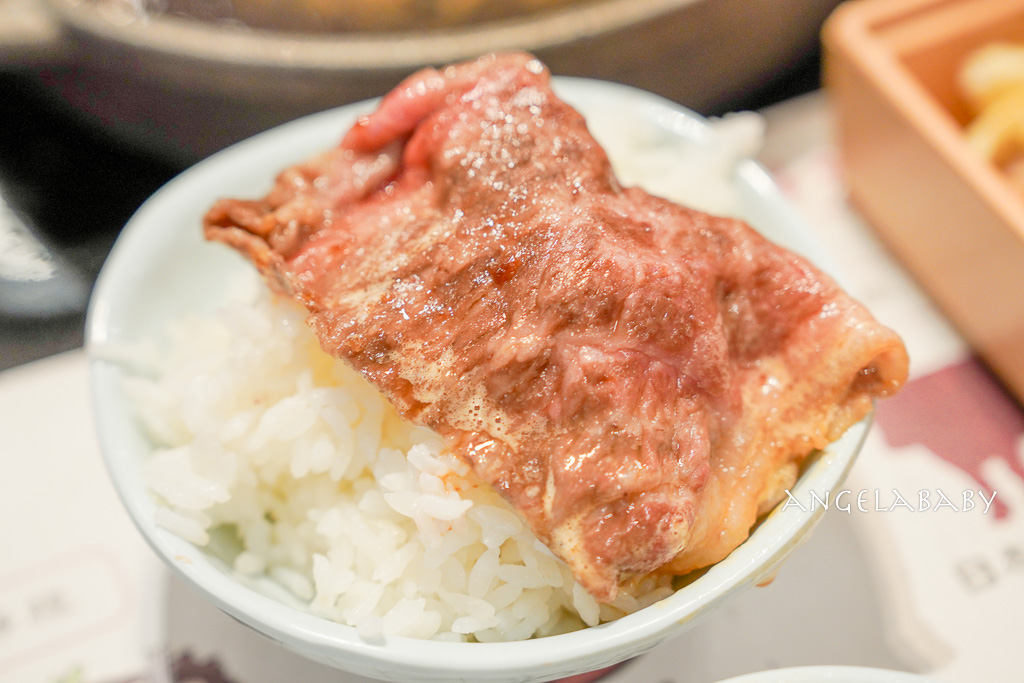 新莊副都心站美食｜宏匯廣場必吃『牛喜壽喜燒水炊鍋』cp質超高和牛壽喜燒、飲料白飯免費吃到飽 @梅格(Angelababy)享樂日記
