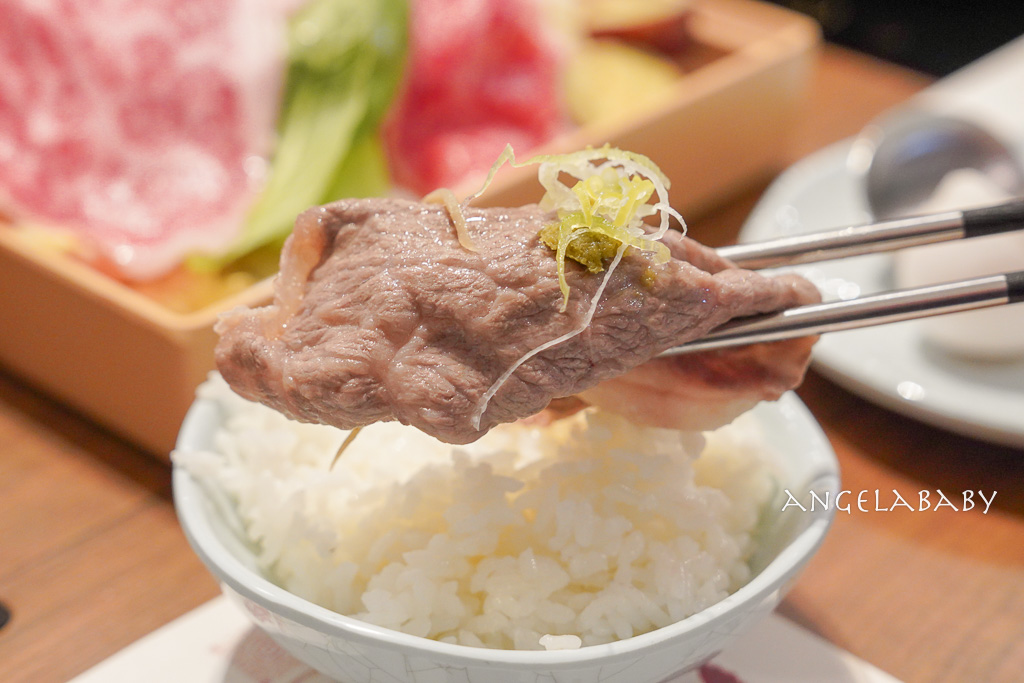 新莊副都心站美食｜宏匯廣場必吃『牛喜壽喜燒水炊鍋』cp質超高和牛壽喜燒、飲料白飯免費吃到飽 @梅格(Angelababy)享樂日記