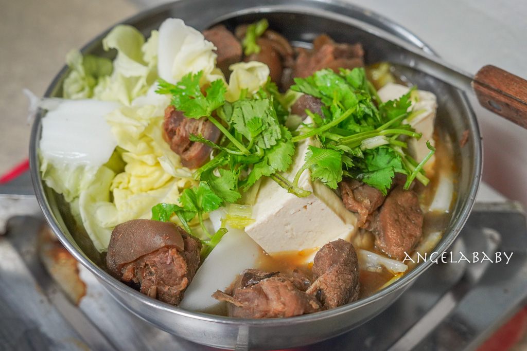 台北最佛系羊肉爐『義村羊肉爐老店』帶皮羊肉只要350元 @梅格(Angelababy)享樂日記