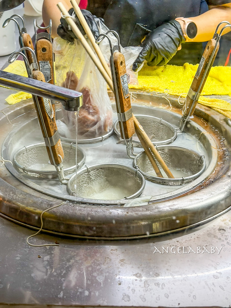 南機場夜市美食『阿男麻油雞』必比登推薦、阿男麻油雞菜單 @梅格(Angelababy)享樂日記 南機場夜市美食『阿男麻油雞』必比登推薦、阿男麻油雞菜單 @梅格(Angelababy)享樂日記