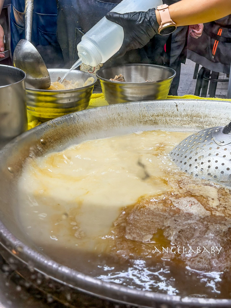 南機場夜市美食『阿男麻油雞』必比登推薦、阿男麻油雞菜單 @梅格(Angelababy)享樂日記 南機場夜市美食『阿男麻油雞』必比登推薦、阿男麻油雞菜單 @梅格(Angelababy)享樂日記