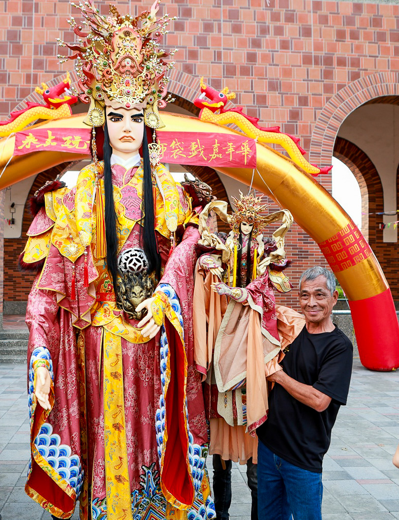 民雄一日遊|全台最大戲偶展『來嘉玩偶』參加活動抽15萬大獎,延伸附近景點美食;民雄鵝肉、日式招待所、絨毛玩偶旗艦館、民雄肉包、嘉義最美星巴克 @梅格(Angelababy)享樂日記 民雄一日遊|全台最大戲偶展『來嘉玩偶』參加活動抽15萬大獎,延伸附近景點美食;民雄鵝肉、日式招待所、絨毛玩偶旗艦館、民雄肉包、嘉義最美星巴克 @梅格(Angelababy)享樂日記