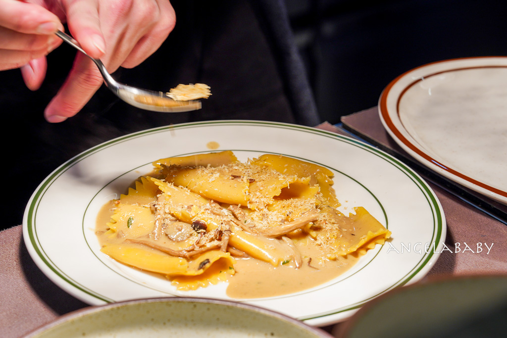 士林新開幕｜無菜單餐酒館『 AROSA Dining』Fine dining 別處吃不到的炭烤羊鞍、法式酥皮肉派 @梅格(Angelababy)享樂日記