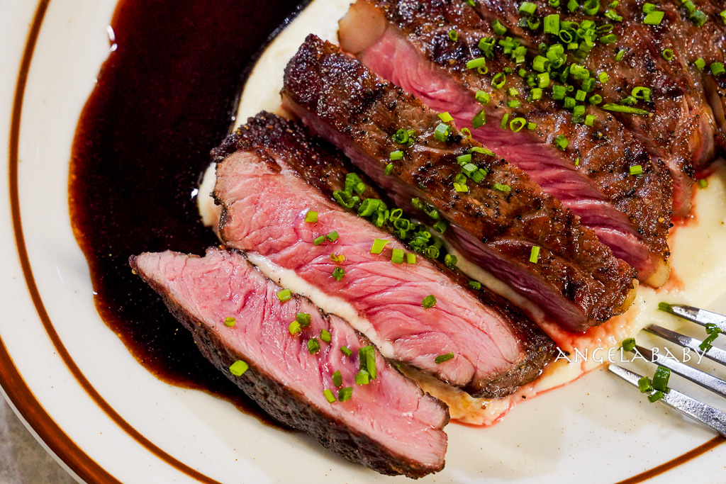 士林新開幕｜無菜單餐酒館『 AROSA Dining』Fine dining 別處吃不到的炭烤羊鞍、法式酥皮肉派 @梅格(Angelababy)享樂日記