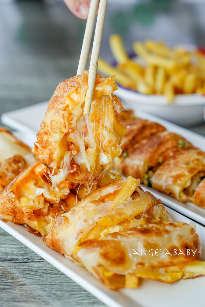 台中最強酥皮蛋餅『喜饌晨食』超過30種口味好吃蛋餅、11月限定花生老油條蛋餅 @梅格(Angelababy)享樂日記